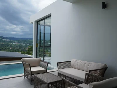 Zespół mieszkaniowy Villas with swimming pools, terraces and gardens, surrounded by green areas, Bophut, Samui, Thailand