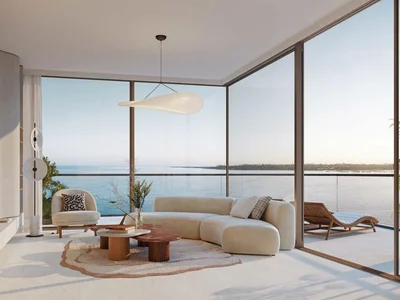 Complexe résidentiel New Aya Residence with swimming pools, co-working spaces and a private beach, Umm Al Quwain, Dubai, UAE