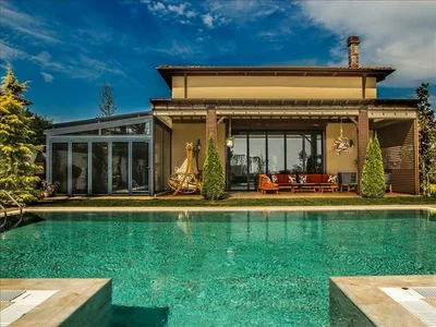 Wohnanlage Complex of villas with swimming pools and a panoramic view, Istanbul, Turkey