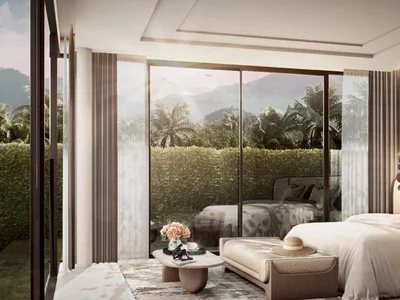 Complexe résidentiel New complex of villas with swimming pools and green areas close to bang Tao Beach, Phuket, Thailand