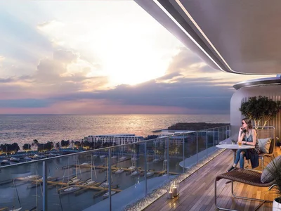 Complejo residencial New waterfront residence Cotier House with two swimming pools and gardens close to Burj Khalifa, Dubai Islands, Dubai, UAE