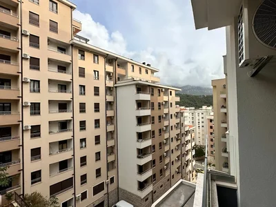 Многоквартирный жилой дом Apartment for sale in a popular place in Budva