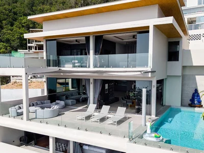 Complexe résidentiel New complex of villas with swimming pools and panoramic sea views near the beach, Samui, Thailand
