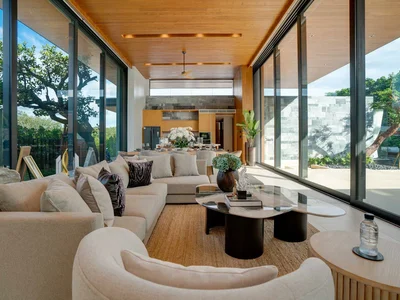 Zespół mieszkaniowy Complex of villas with swimming pools and gardens near beaches, Phuket, Thailand