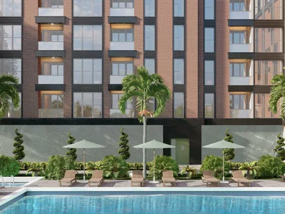 Complejo residencial New guarded residence with a swimming pool close to the coast and a metro station, Istanbul, Turkey