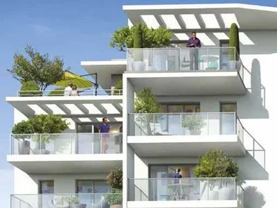 Zespół mieszkaniowy Magnificent apartments in a new residential complex with a garden and a parking, Menton, Cote d'Azur, France