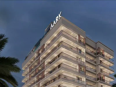 Wohnanlage New Aark Residences with a swimming pool and around-the-clock security in the heart of Dubai, Dubai Land Residence, UAE