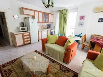 Residential quarter 3 bedroom cheap apartment in Alanya