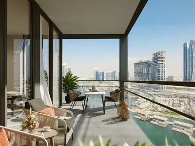Zespół mieszkaniowy New residence Crestmark on the bank of the canal, near the places of interest, Business Bay, Dubai, UAE