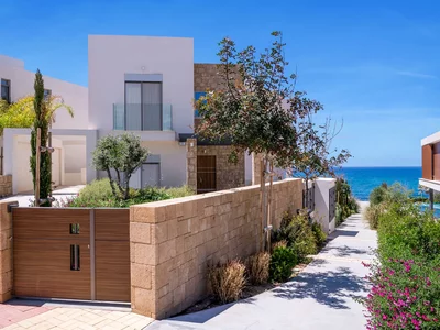 Villa Seafront villa for sale in Paphos, ID-404 | Taysmond real estate in Cyprus