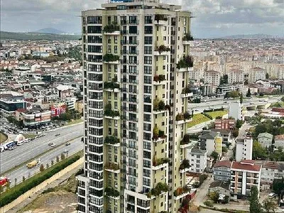 Zespół mieszkaniowy Residence with a swimming pool, a spa and a view of the forest near a highway, Istanbul, Turkey