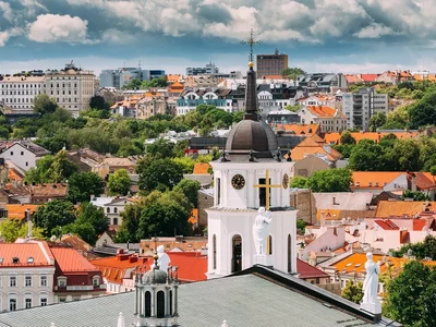 Литва запретит россиянам покупать недвижимость, но не всем 
