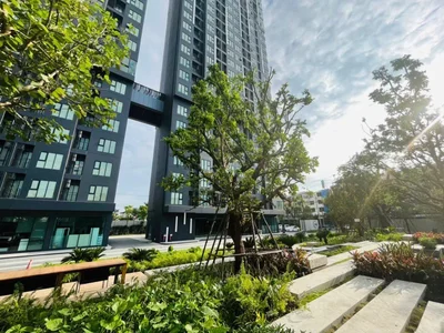 Wohnanlage High-rise residential complex with a good infrastructure in Sukhumvit, Bangkok, Thailand