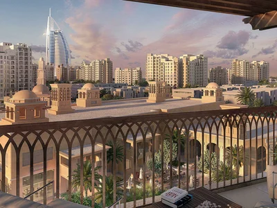 Complexe résidentiel New residence Jadeel with swimming pools close to Dubai Marina, Umm Suqeim, Dubai, UAE