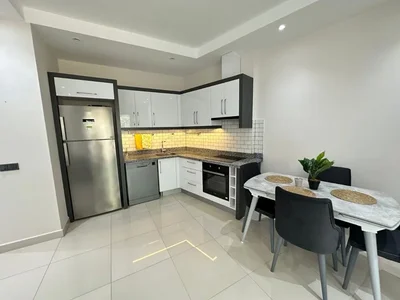 Complejo residencial Furnished 1+1 apartment in Konak Green Life Avsallar complex.
