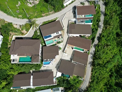 Complexe résidentiel Furnished apartments and villas with private swimming pools and sea view, in a quiet area near Lamai Beach, Samui, Thailand