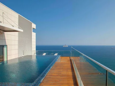 Zespół mieszkaniowy Residence with swimming pools and a spa center on the first sea line, LImassol, Cyprus