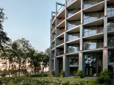Commerce River Breeze Residence