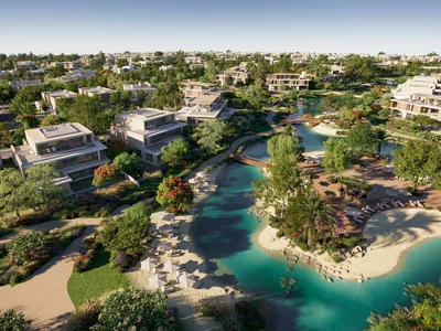 Wohnanlage New villas surrounded by green parks, gardens, lakes and lagoons, Dubailand, Dubai, UAE