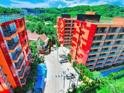 Complexe résidentiel Nai Harn Condominium (NBC)