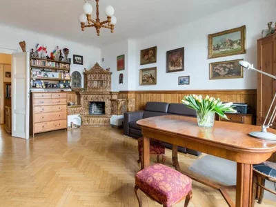 The atmosphere in every detail. The apartment of Polish writer Mareka Hłasko is on sale for €242,000 in Warsaw