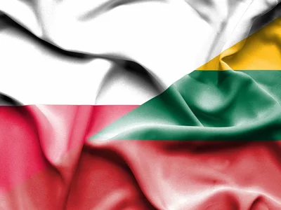 ¿Dónde irse a vivir? Todo lo que hay que saber sobre la compra de vienes inmuebles y la legalización en Polonia y Lituania