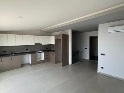 Complexe résidentiel Apartment 2+1 in the PREMIUM CLASS complex Royal Towers in the center of Alanya.