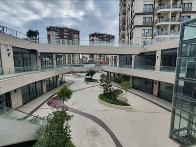 Zespół mieszkaniowy Residence with a swimming pool and a shopping mall, Istanbul, Turkey