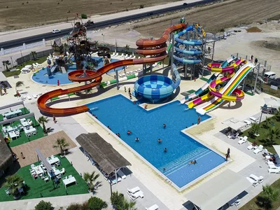 Complejo residencial BLUE LAGUNA