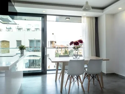 Многоквартирный жилой дом NCP-170 West One 3 is a fully furnished 2-bedroom apartment located in the heart of Kyrenia