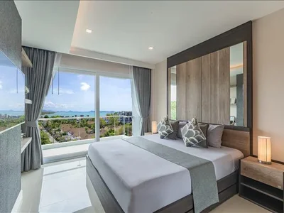 Zespół mieszkaniowy New residence with swimming pools and gardens at 250 meters from the coast, 10 minutes walk from the international school, Phuket, Thailand