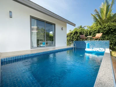 Zespół mieszkaniowy New residential complex of villas with swimming pools and parkings in Thalang, Phuket, Thailand