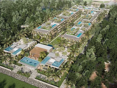 Wohnanlage Residential complex with swimming pools and parks at 50 meters from Bang Tao Beach, Phuket, Thailand