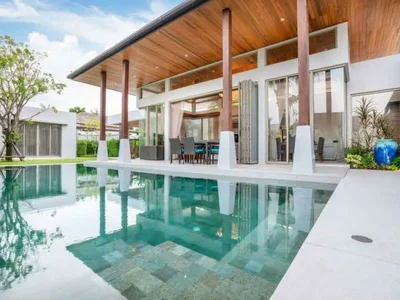 Residential complex New residential complex of villas with swimming pools in Phuket, Thailand