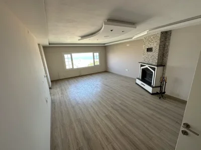 Apartment building Apartment Flat İn Kuşadası
