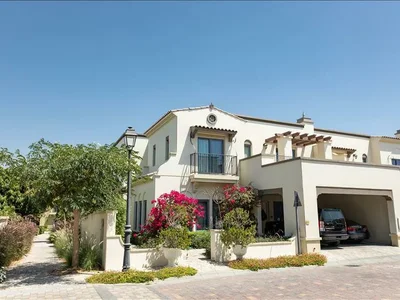 Complejo residencial Mushrif Village — gated residence by Select Group with swimming pools, gardens and a club in Mirdif, Dubai