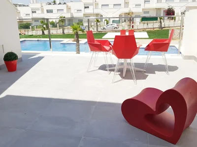 Apartment building Luxurious Apartments Close to a Golf Course in Orihuela
