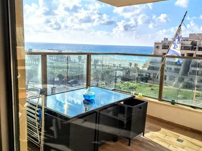 Жилой квартал Balcon sur la mer dans un immeuble neuf